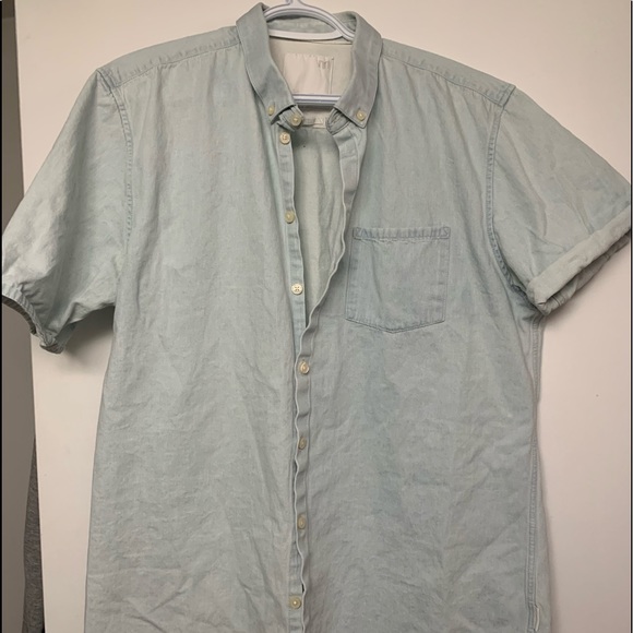 Minimum short sleeve button down - Picture 2 of 3